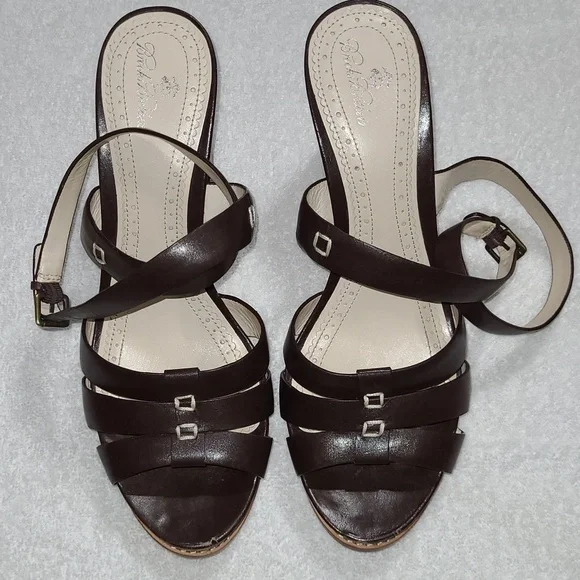 Brooks Brothers Strap Block Heel Sandals Size 10 - Picture 2 of 6